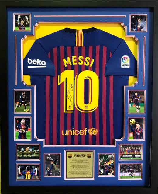 Lionel Messi Autographed FC Barcelona (20-21 Home #10) Deluxe Framed Soccer  Jersey – Icons COA